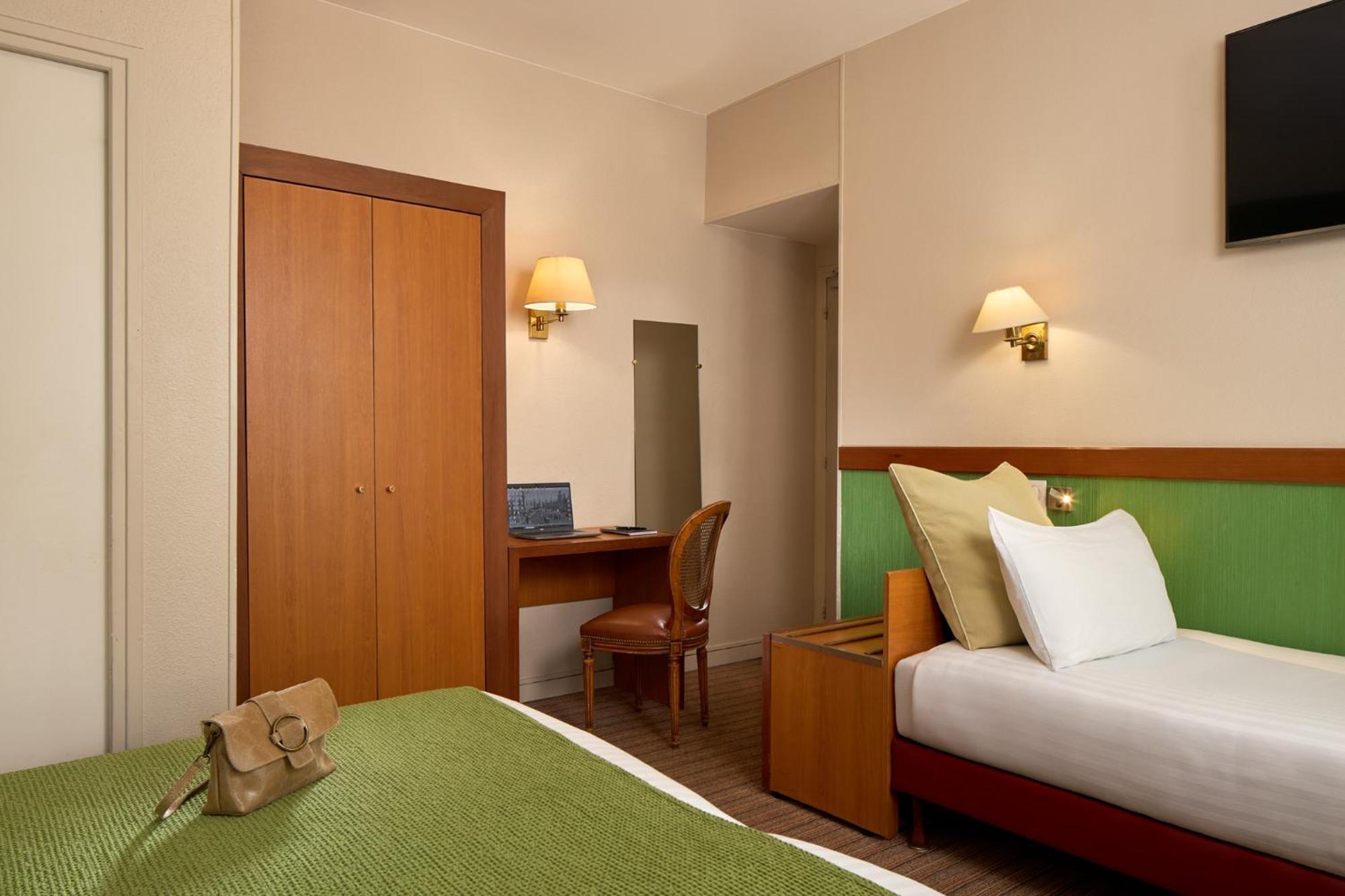 Timhotel Invalides Eiffel Paris Bagian luar foto